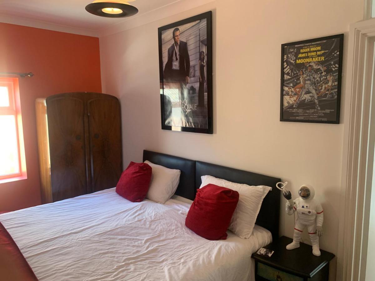 Southsea Royale James Bond 3 Bed Cool Penthouse, Seafront Parking Portsmouth Eksteriør billede
